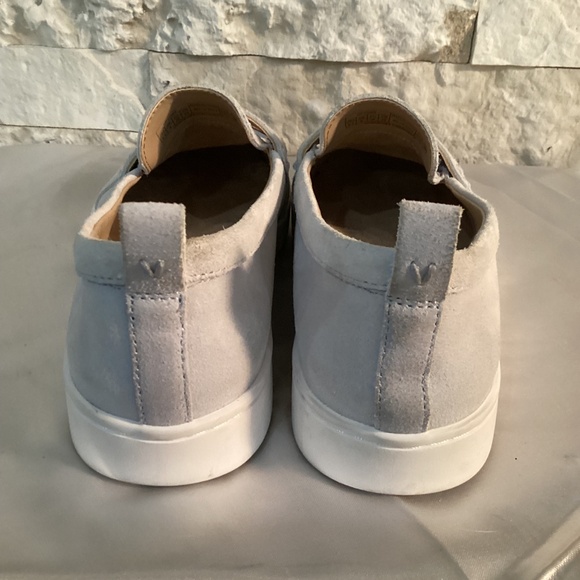 Vionic Uptown Loafer in the Skyway color - Picture 9 of 15